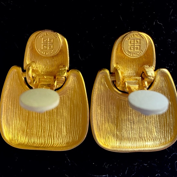 Vintage Givenchy Brushed Gold Door Knocker Clip-on Earrings - Picture 6 of 8
